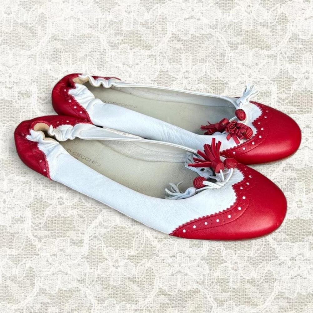red and white spectator ballet